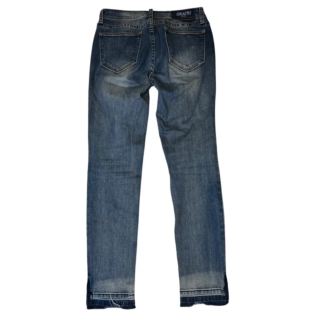 Grace in LA‎ Easy Fit Skinny Jeans Women's 26 Medium Wash Released Raw Hem